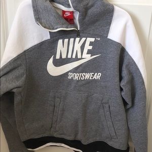 nike quarter zip